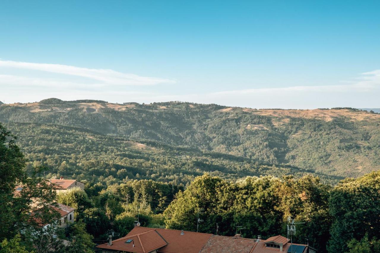 B&B Gli Archi Аббадія-Сан-Сальваторе Екстер'єр фото